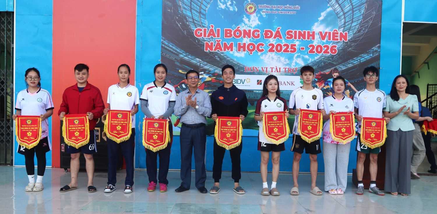 Khai mạc Giải bóng đá sinh viên chào mừng Ngày Nhà giáo Việt Nam 20/11